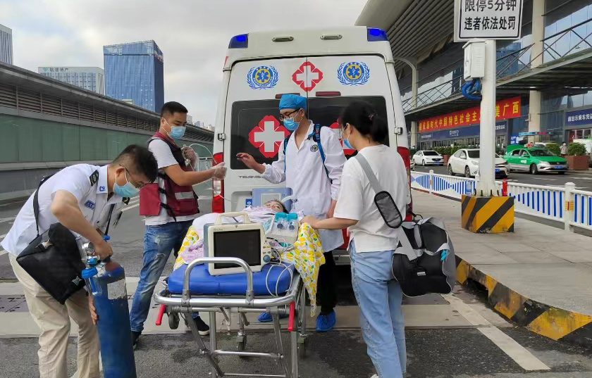 浦城县救护车出租公司